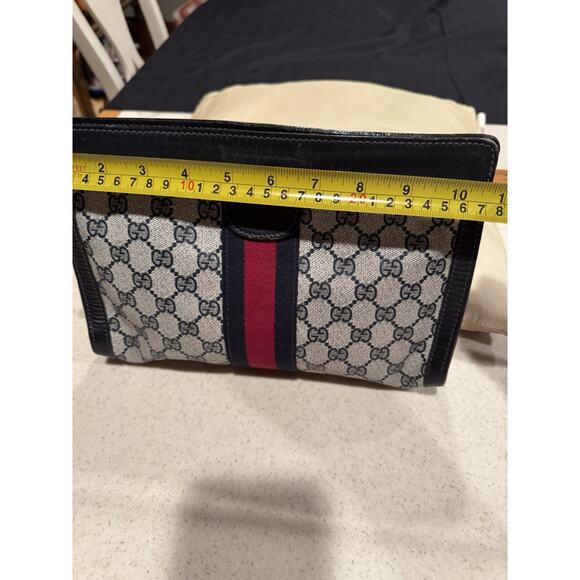 Vintage Gucci Parfums GG monogram clutch bag with a navy and red stripe - Picture 2 of 10